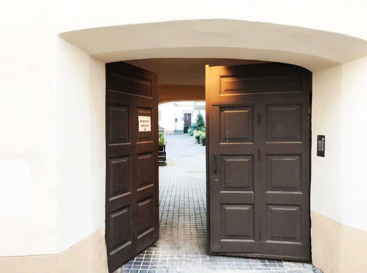 Luxury Old Town Apartment Vilnius Luaran gambar